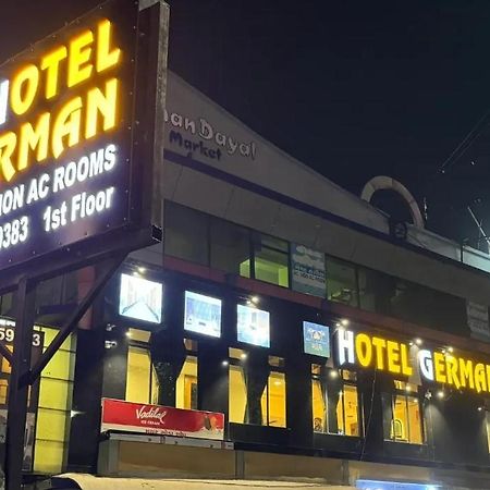 Hotel New German アーメダバード エクステリア 写真